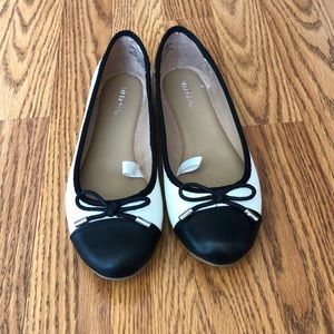 Classic black & white ballet flats BUNDLE 3/$20